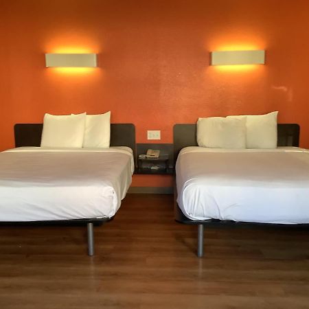 Carlsbad Village Inn Kültér fotó