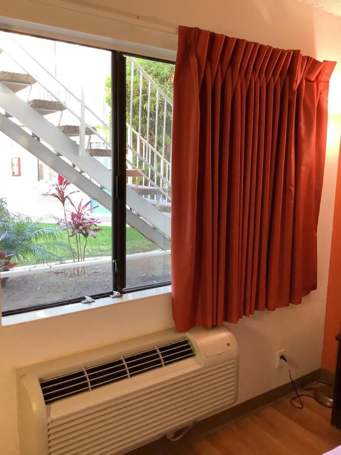 Carlsbad Village Inn Kültér fotó