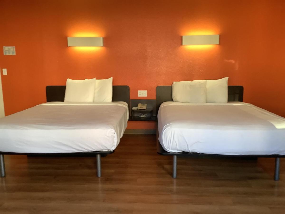 Carlsbad Village Inn Kültér fotó